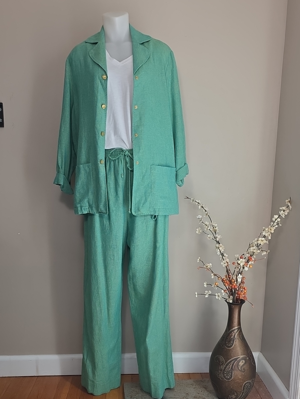 St John Sport By Marie Gray 2 Piece Pant Suit
